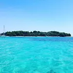 Delta * Τρογκίρ