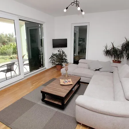 Delta Apartment Trogir