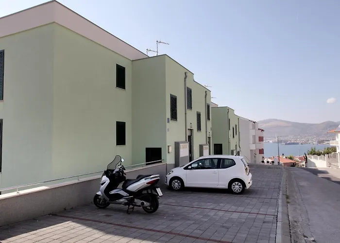 Delta Lägenhet Trogir