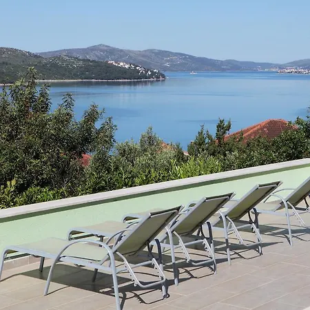 Delta Apartamento Trogir